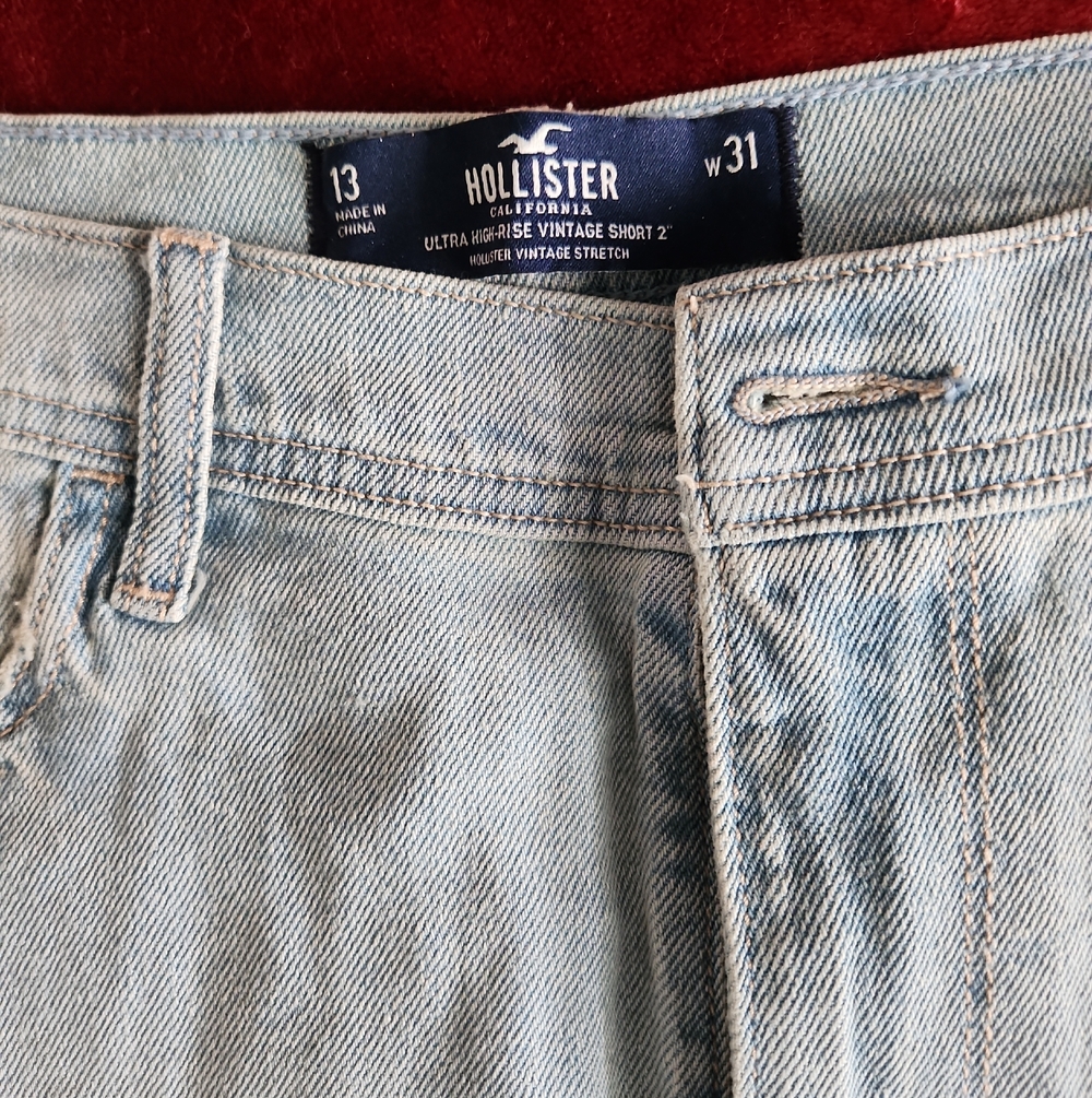 Hollister Women's Light Wash Slim Jeans